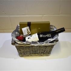 Red Wine Hamper With Chocolates Gift Basket