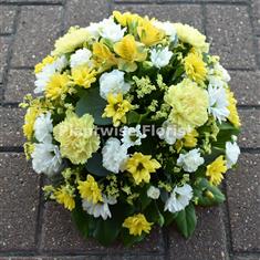 Posy Oasis For A Funeral in Yellow and White