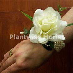 5E Silk Single Ivory Silk Rose Wrist Corsage on Pearl Bracelet 