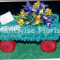 Market Barrow Funeral Flowers Wreath 