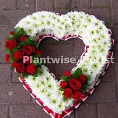 A Based Open Heart Flower Wreath with Ribbon Edge