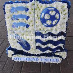Southend United Football Badge Emblem Funeral Flower Wreath