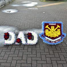 1 West Ham Football Badge with Dad Lettering Wreath 