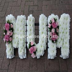 2 MUM Wreath with Clusters - Plain White Ribbon