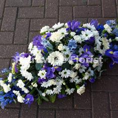 Memories Oasis Spray in Blue and White