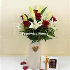 Scent of Seduction with Chocolates