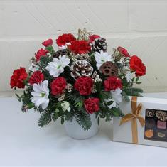 Christmas Joy Arrangement with Chocolates