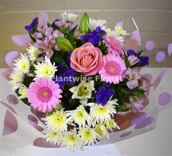 Country Handtied Gift Flowers Plantwise Florist Canvey Island